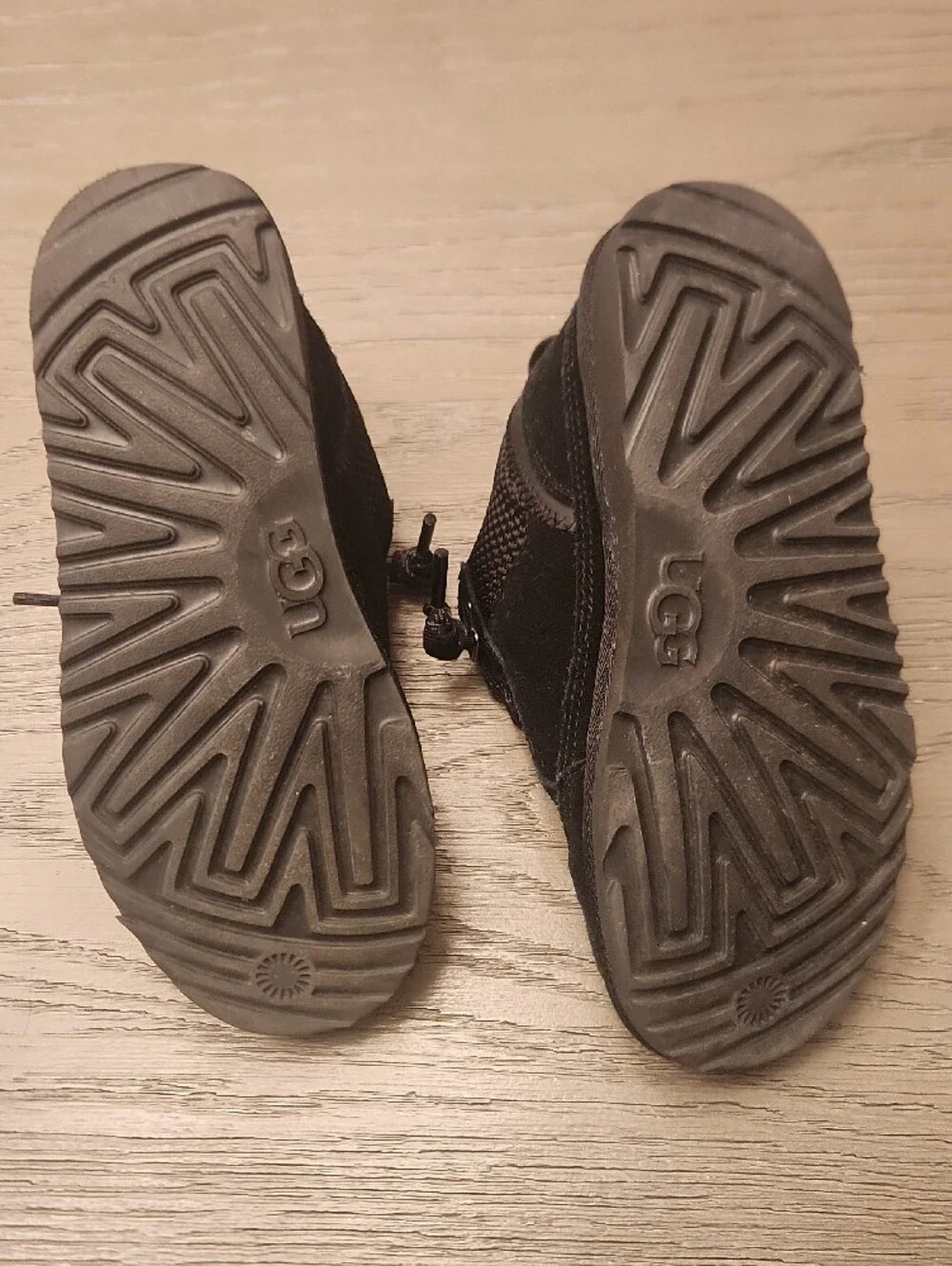 Kids Black UGG Low Lowmel Boots